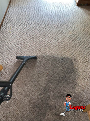 Picture of Carpet Cleaning Machine in Van